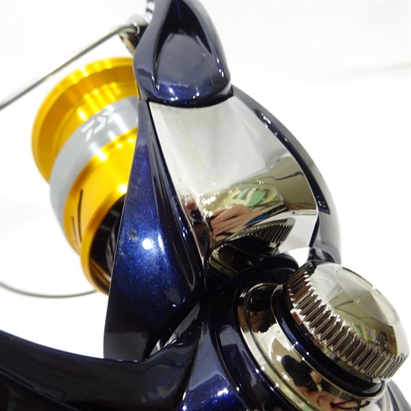 ２４レブロスＬＴ３０００ーＣＸＨ